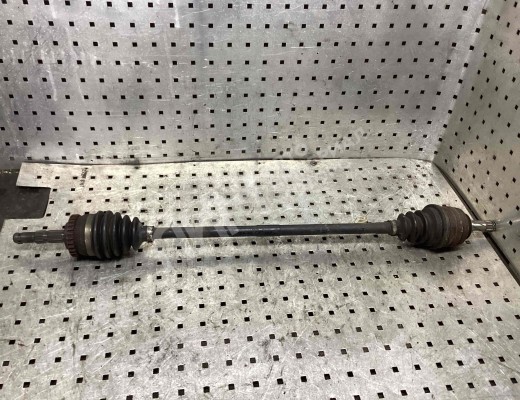 Полуось передняя правая (приводной вал, ШРУС) Opel Corsa C 2000-2003  Opel Corsa Corsa C 2000-2003