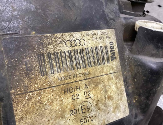 Фара левая Audi A4 B5 (8D) 1994-1999  Audi A4 A4 B5 (8D) 1994-1999