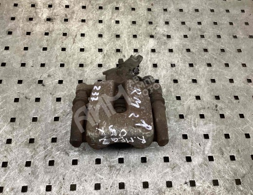 Суппорт задний правый Renault Megane II 2002-2006  Renault Megane Megane II 2002-2006