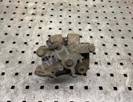 Суппорт задний правый Renault Megane II 2002-2006  Renault Megane Megane II 2002-2006
