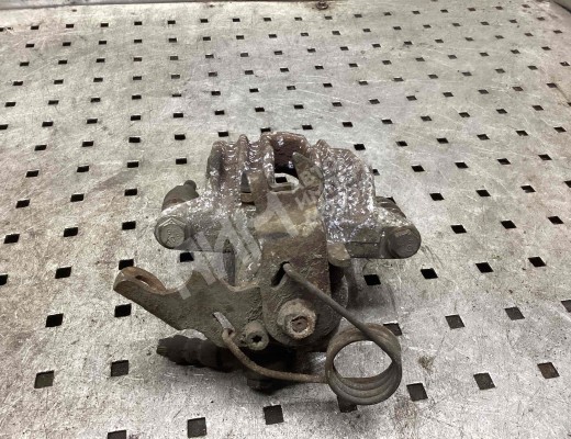 Суппорт задний правый Volkswagen Passat B5 (3B) 1996-2000  Volkswagen Passat Passat B5 (3B) 1996-2000