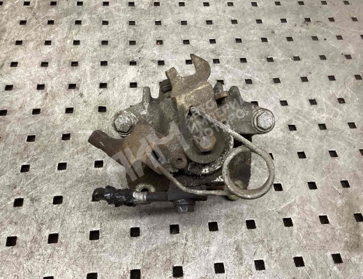 Суппорт задний правый Volkswagen Passat B5+ (3B) 2000-2005 рестайлинг  Volkswagen Passat Passat B5+ (3B) 2000-2005 рестайлинг
