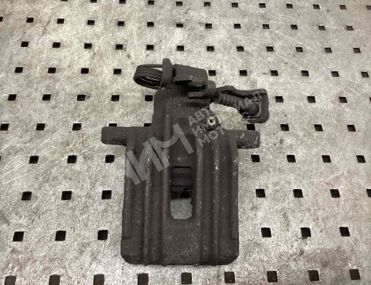 Суппорт задний правый Audi A6 C5 (4B) 1997-2001  Audi A6 A6 C5 (4B) 1997-2001