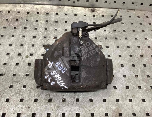 Суппорт передний правый Mercedes Sprinter I (W901-905) 1995-2006  Mercedes Sprinter Sprinter I (W901-905) 1995-2006