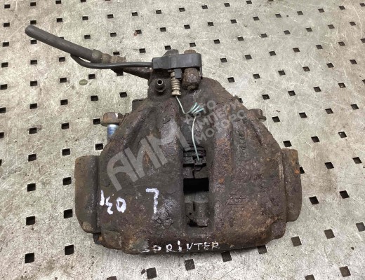 Суппорт передний левый Mercedes Sprinter I (W901-905) 1995-2006  Mercedes Sprinter Sprinter I (W901-905) 1995-2006