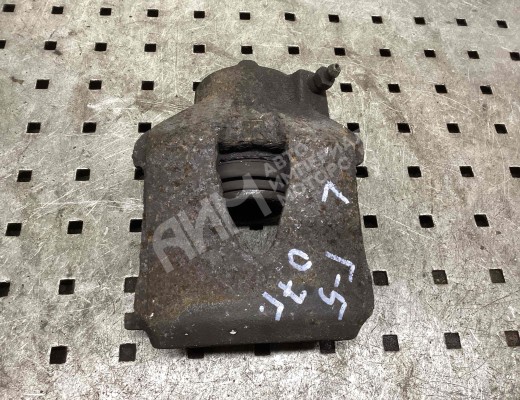 Суппорт передний левый Volkswagen Golf V (1K) 2004-2009  Volkswagen Golf Golf V (1K) 2004-2009