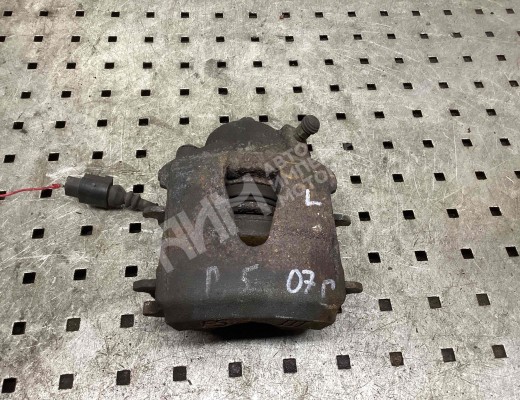 Суппорт передний левый Volkswagen Golf V (1K) 2004-2009  Volkswagen Golf Golf V (1K) 2004-2009