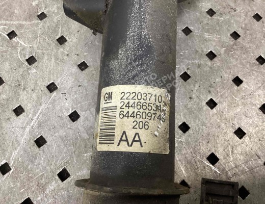 Стойка передняя левая Opel Astra H 2004-2007  Opel Astra Astra H 2004-2007