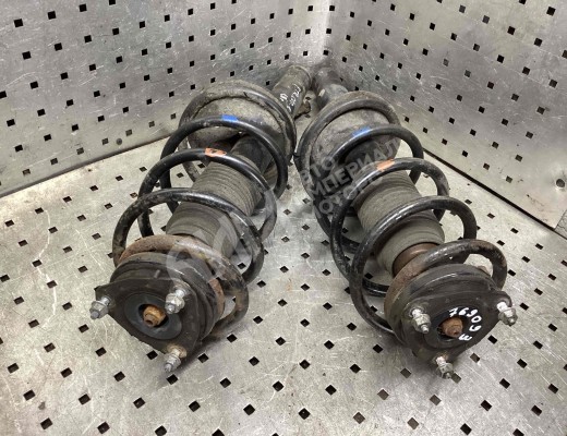 Стойка передняя левая Ford T. Connect I 2009-2012 рестайлинг  Ford Transit Connect T. Connect I 2009-2012 рестайлинг