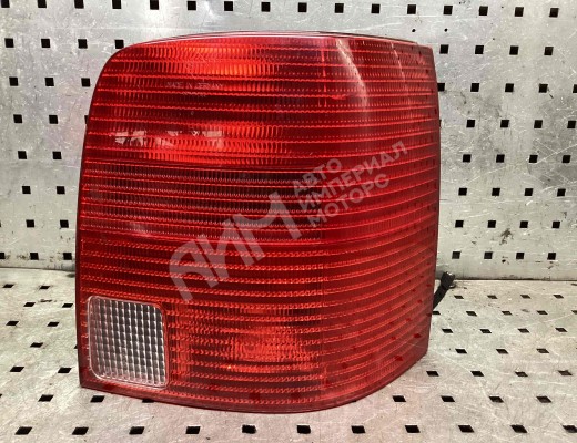 Фонарь задний правый Volkswagen Passat B5 (3B) 1996-2000  Volkswagen Passat Passat B5 (3B) 1996-2000