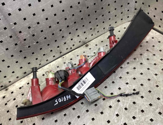 Фонарь задний правый Ford Mondeo III 2003-2007 рестайлинг  Ford Mondeo Mondeo III 2003-2007 рестайлинг