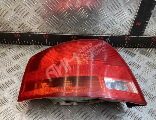 Фонарь задний левый Audi A4 B7 (8EC, 8ED) 2004-2008  Audi A4 A4 B7 (8EC, 8ED) 2004-2008