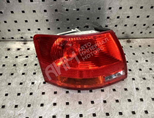 Фонарь задний левый Audi A4 B7 (8EC, 8ED) 2004-2008  Audi A4 A4 B7 (8EC, 8ED) 2004-2008