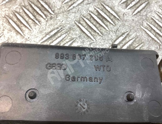Ручка наружная передняя правая Audi 80 B3 (89) 1986-1991  Audi 80 80 B3 (89) 1986-1991