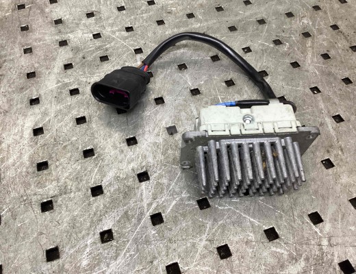 Сопротивление печки Volkswagen Phaeton (3D) 2002-2016  Volkswagen Phaeton Phaeton (3D) 2002-2016