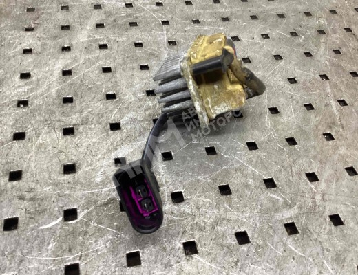 Сопротивление печки Volkswagen Phaeton (3D) 2002-2016  Volkswagen Phaeton Phaeton (3D) 2002-2016