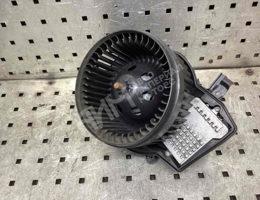 Моторчик печки Mercedes C (W203) 2000-2004  Mercedes C C (W203) 2000-2004