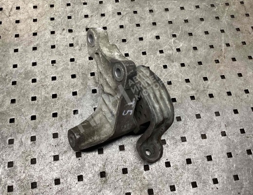 Подушка крепления КПП Volkswagen Transporter T5 (7H) 2003-2015  Volkswagen Transporter Transporter T5 (7H) 2003-2015