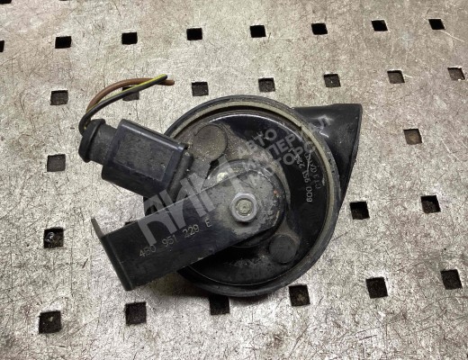 Сигнал (клаксон) Audi A6 C5 (4B) 1997-2001  Audi A6 A6 C5 (4B) 1997-2001