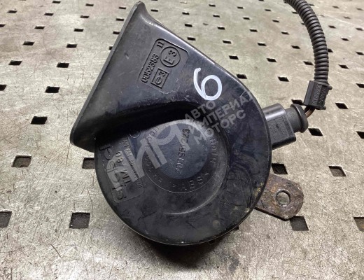 Сигнал (клаксон) Audi A4 B5 (8D) 1999-2001 рестайлинг  Audi A4 A4 B5 (8D) 1999-2001 рестайлинг