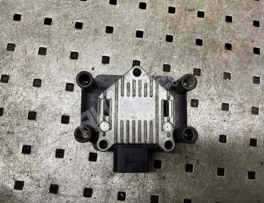 Катушка зажигания Volkswagen Golf IV (1J) 1997-2004  Volkswagen Golf Golf IV (1J) 1997-2004