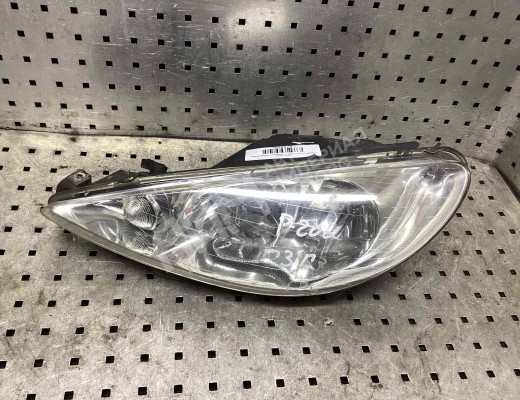 Фара левая Peugeot 206 (2A/2E) 2003-2009 рестайлинг  Peugeot 206 206 (2A/2E) 2003-2009 рестайлинг