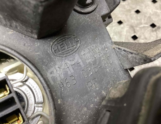 Фара правая Audi A3 I (8L) 1996-2000  Audi A3 A3 I (8L) 1996-2000