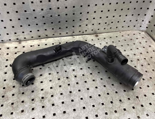 Патрубок интеркулера Volkswagen Touran I (1T) 2003-2006  Volkswagen Touran Touran I (1T) 2003-2006