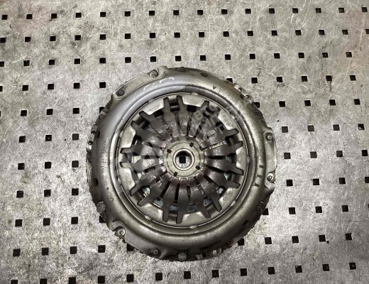 Комплект сцепления Renault Megane II 2002-2006  Renault Megane Megane II 2002-2006