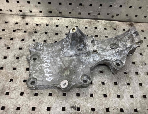 Кронштейн генератора Volkswagen Touran I (1T) 2003-2006  Volkswagen Touran Touran I (1T) 2003-2006