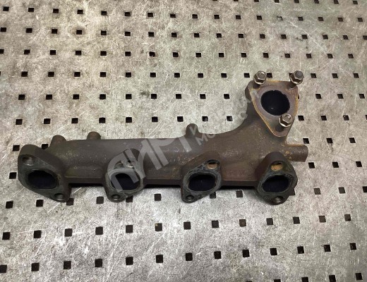 Коллектор выпускной Toyota Avensis I (T220) 1997-2003  Toyota Avensis Avensis I (T220) 1997-2003