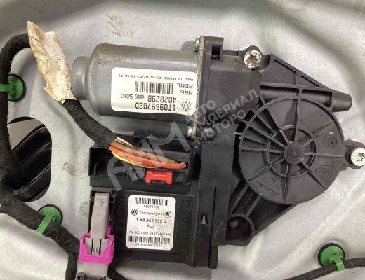 Стеклоподъемник передний правый Volkswagen Touran I (1T) 2006-2010 рестайлинг  Volkswagen Touran Touran I (1T) 2006-2010 рестайлинг