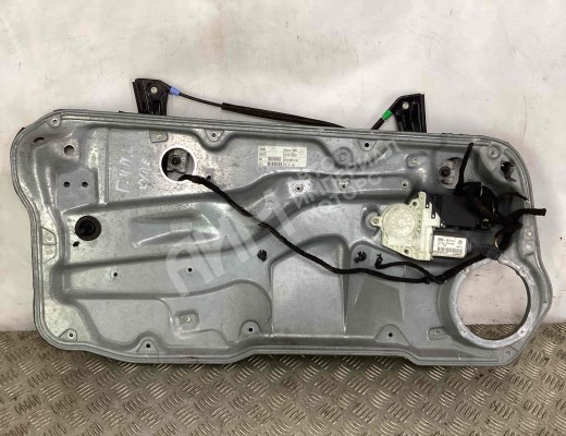 Стеклоподъемник передний левый Volkswagen Golf IV (1J) 1997-2004  Volkswagen Golf Golf IV (1J) 1997-2004