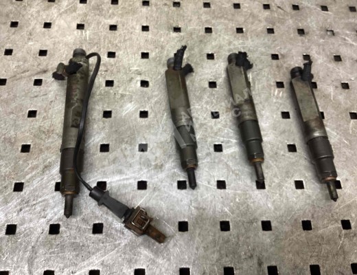 Форсунка Volkswagen Polo III (6N/6K) 1994-2002  Volkswagen Polo Polo III (6N/6K) 1994-2002