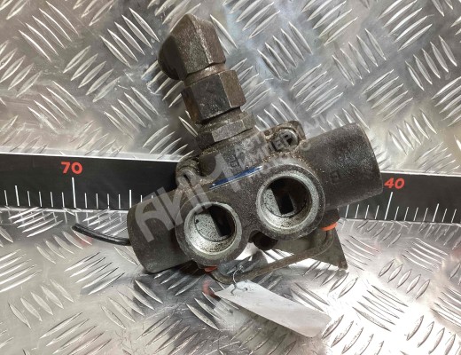 Кран распределительный Scania R-Series 2004-2016  Scania R-series R-Series 2004-2016