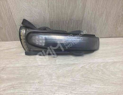 Поворотник правый Mercedes E (W210) 1999-2002 рестайлинг  Mercedes E E (W210) 1999-2002 рестайлинг