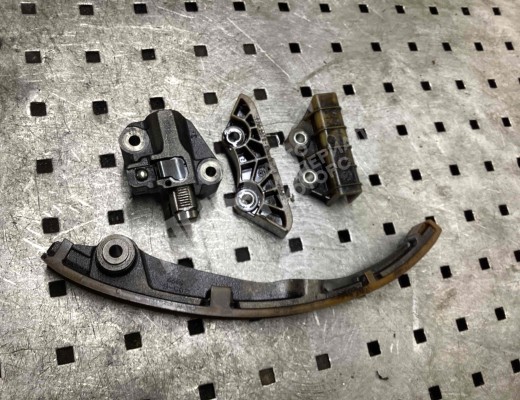 Успокоитель цепи ГРМ Ford Mondeo III 2003-2007 рестайлинг  Ford Mondeo Mondeo III 2003-2007 рестайлинг