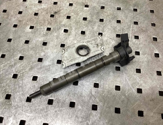 Форсунка Audi Q7 I (4L) 2005-2015  Audi Q7 Q7 I (4L) 2005-2015