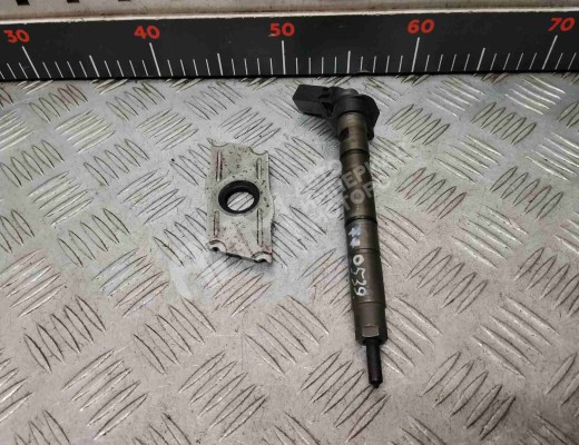 Форсунка Audi Q7 I (4L) 2005-2015  Audi Q7 Q7 I (4L) 2005-2015