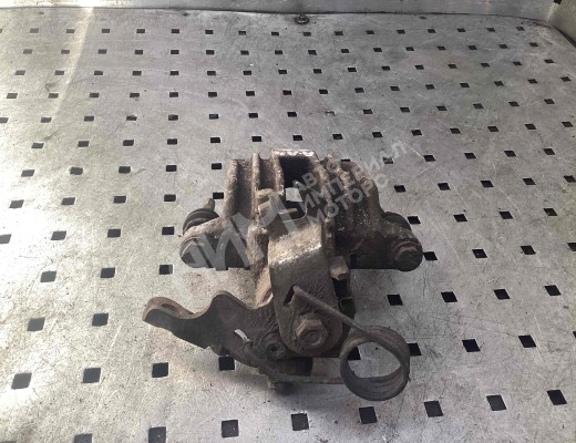 Суппорт задний правый Audi A4 B5 (8D) 1994-1999  Audi A4 A4 B5 (8D) 1994-1999