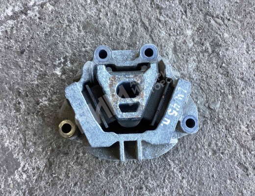 Подушка крепления двигателя Renault Midlum I 2000-2006  Renault Midlum Midlum I 2000-2006