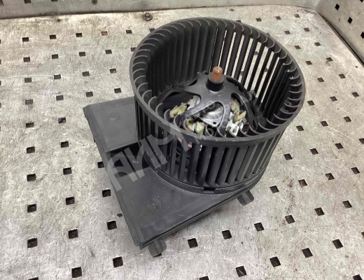 Моторчик печки Skoda Octavia A4 Tour (1U) 1996-2010  Skoda Octavia Octavia A4 Tour (1U) 1996-2010