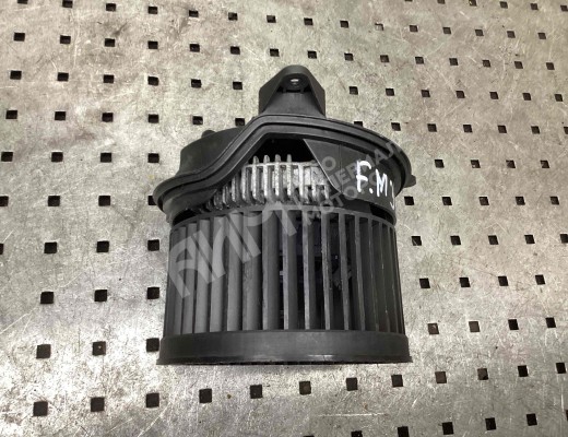 Моторчик печки Ford Mondeo III 2000-2003  Ford Mondeo Mondeo III 2000-2003