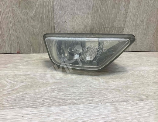 Фара противотуманная правая Ford Focus I 2001-2005 рестайлинг  Ford Focus Focus I 2001-2005 рестайлинг