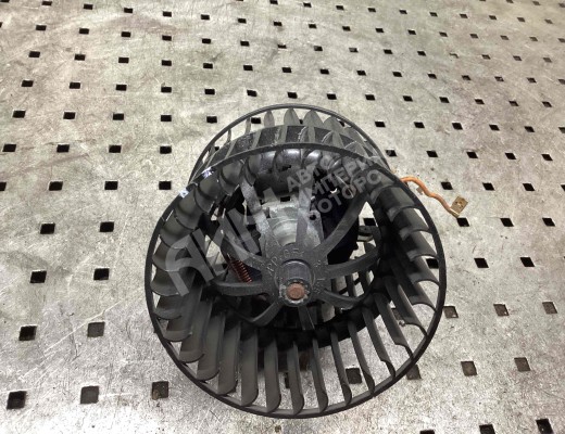 Моторчик печки Opel Astra F 1991-1998  Opel Astra Astra F 1991-1998