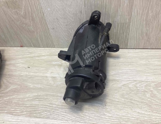 Фара противотуманная левая Volkswagen Passat B5+ (3B) 2000-2005 рестайлинг  Volkswagen Passat Passat B5+ (3B) 2000-2005 рестайлинг