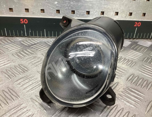 Фара противотуманная левая Volkswagen Passat B5+ (3B) 2000-2005 рестайлинг  Volkswagen Passat Passat B5+ (3B) 2000-2005 рестайлинг