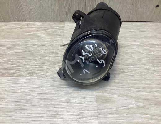 Фара противотуманная левая Volkswagen Passat B5+ (3B) 2000-2005 рестайлинг  Volkswagen Passat Passat B5+ (3B) 2000-2005 рестайлинг