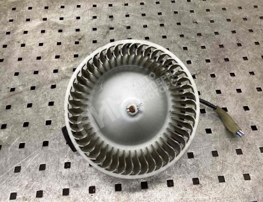 Моторчик печки Mazda 6 I (GG) 2002-2005  Mazda 6 6 I (GG) 2002-2005