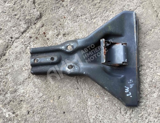 Кронштейн рамы Scania R-Series 2004-2016  Scania R-series R-Series 2004-2016